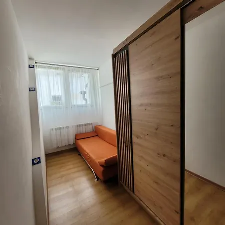 Dom Z 3 Sypialniami 펜션 포비에로보