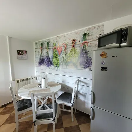 Dom Z 3 Sypialniami * 포비에로보