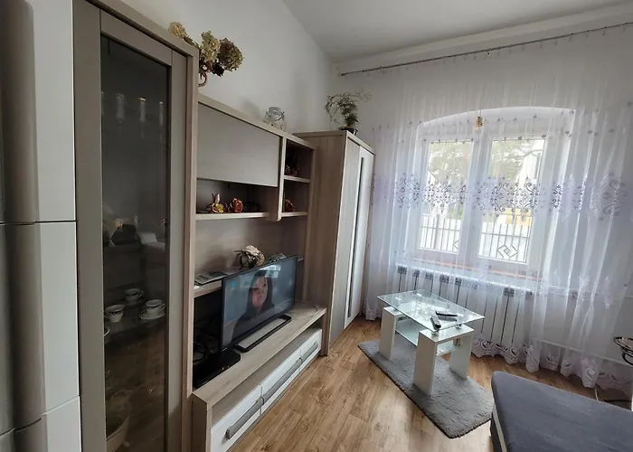 Dom Z 3 Sypialniami 度假居